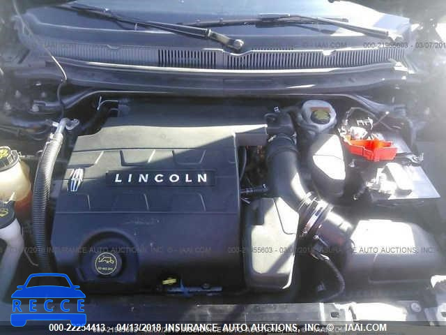 2015 LINCOLN MKT 2LMHJ5NK1FBL02878 image 9