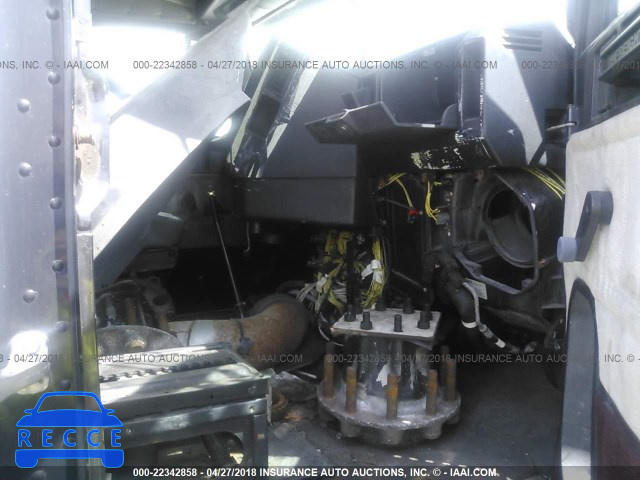 2001 FREIGHTLINER CONVENTIONAL FLD120 1FUYDDYB11LH31505 image 4