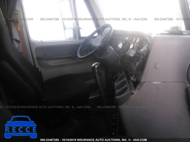 2010 FREIGHTLINER ST120 ST120 1FUJBBDR8ALAP2448 Bild 4