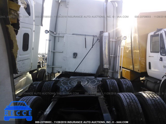 2000 FREIGHTLINER FLD FLD120 1FUYDSEB8YLF59377 image 7