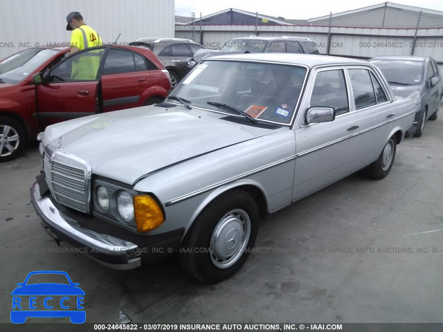 1977 MERCEDES BENZ 300 12313012047216 Bild 1