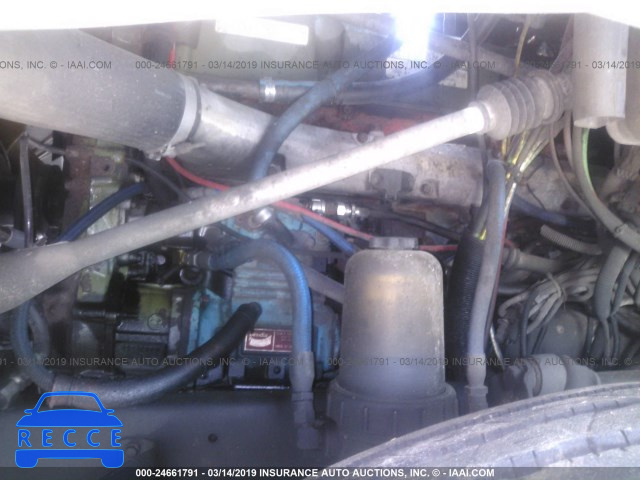 2001 FREIGHTLINER COLUMBIA COLUMBIA 1FUJA6CG31LJ36015 image 9