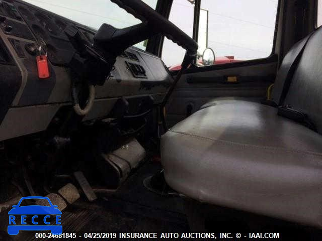1999 FREIGHTLINER FL70 1FV6HFAC1XHA19030 image 5