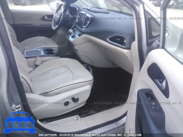 2019 CHRYSLER PACIFICA LIMITED 2C4RC1GGXKR552038 image 4