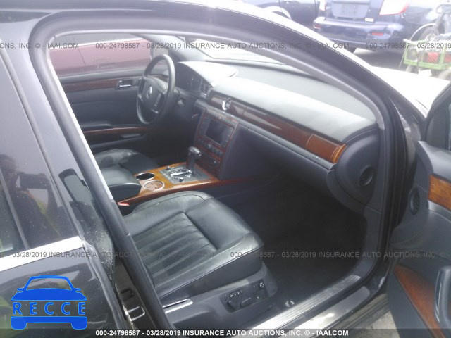 2005 VOLKSWAGEN PHAETON 4.2 WVWAF03D758004542 image 4