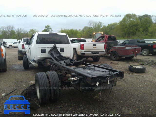 2017 RAM 4500 3C7WRKBL2HG653992 image 2
