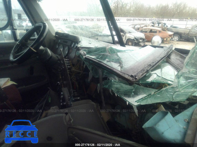 2001 FREIGHTLINER ST120 ST120 1FUJA3CG51LB65369 image 4