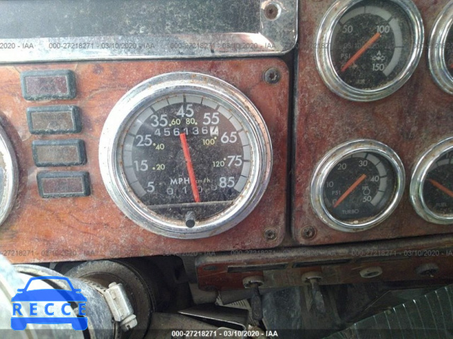 2000 FREIGHTLINER FLD 1FUPCXYB9YPB97477 image 5