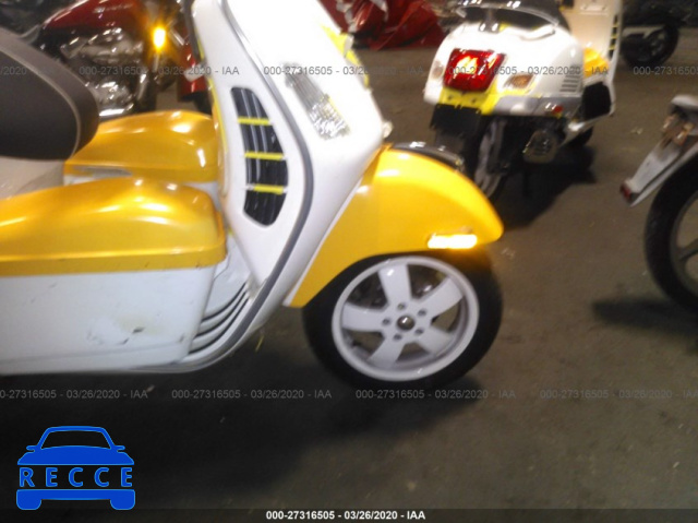 2015 VESPA GTS 300 SUPER ZAPM459L9F5100530 Bild 4