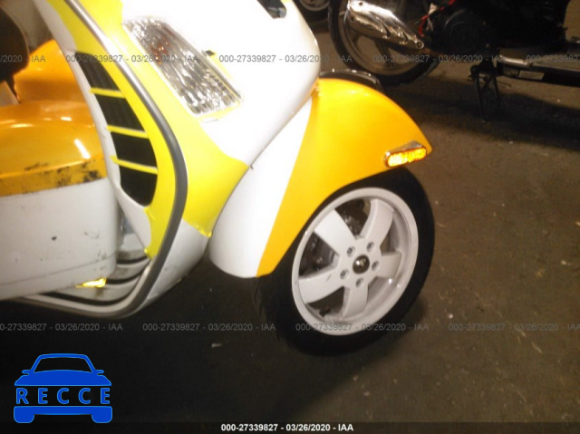 2015 VESPA GTS 300 SUPER ZAPM459L2F5100384 image 4