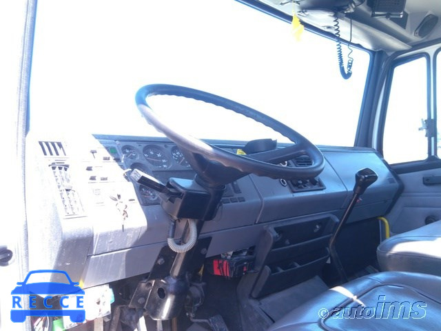 2000 FREIGHTLINER MEDIUM CONVENTIONAL FL60 1FV6GFBC9YHF85424 image 4
