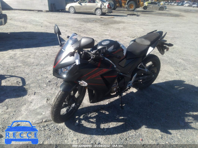 2019 HONDA CBR300 R MLHNC5104K5500822 зображення 1