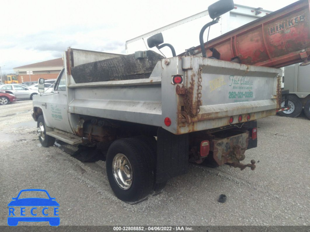 1985 CHEVROLET K30 1GBJK34M8FJ137935 Bild 2