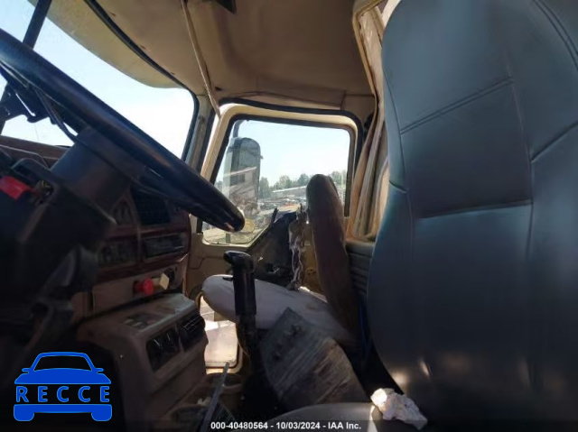 2004 MACK CX613 CX600 1M1AE06Y54N019025 image 6