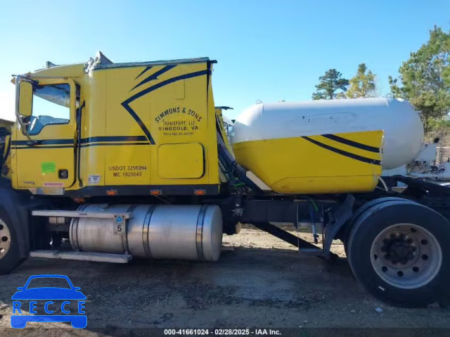 2005 MACK CXN613 CXN600 1M1AK07Y65N003862 image 13
