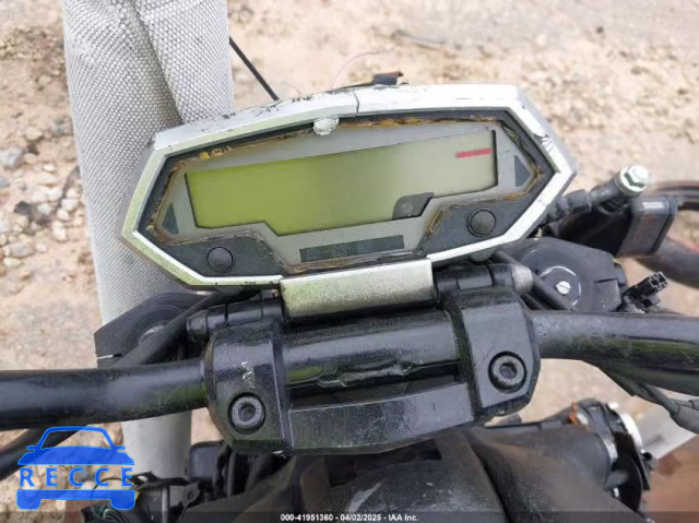 2012 KAWASAKI ZR1000 D JKAZRCD16CA027665 Bild 6