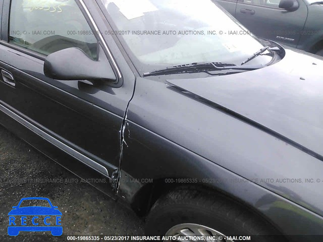 1998 LINCOLN CONTINENTAL 1LNFM97V1WY686589 image 5