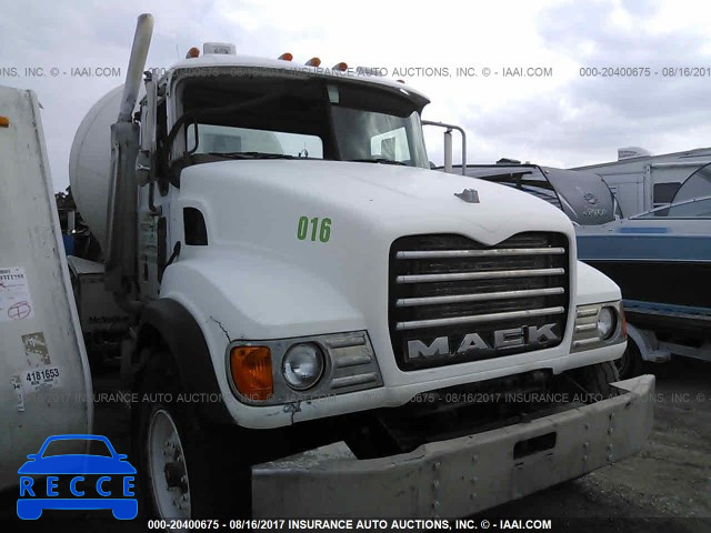 2003 MACK CV713 CV700 1M2AG12C93M005865 Bild 0