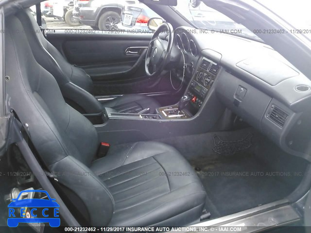 2002 MERCEDES-BENZ SLK 32 AMG KOMPRESSOR WDBKK66FX2F266187 зображення 4