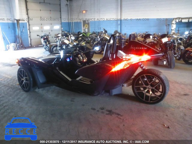 2017 POLARIS SLINGSHOT SL 57XAAPFA9H8123391 image 2