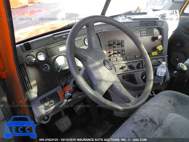 2006 FREIGHTLINER ST120 ST120 1FUJBBCG26LW33067 image 4