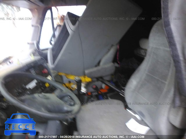 2009 FREIGHTLINER ST120 1FUJBBCK39LAG8884 image 4