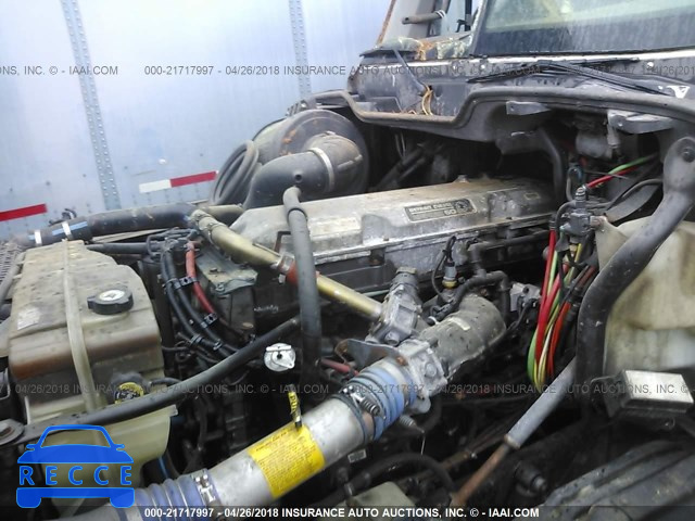 2009 FREIGHTLINER ST120 1FUJBBCK39LAG8884 image 8