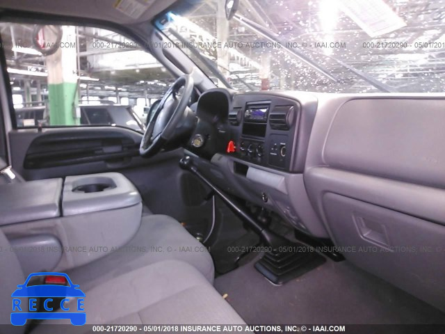 2005 FORD F250 SUPER DUTY 1FTSX21505EB97756 image 4