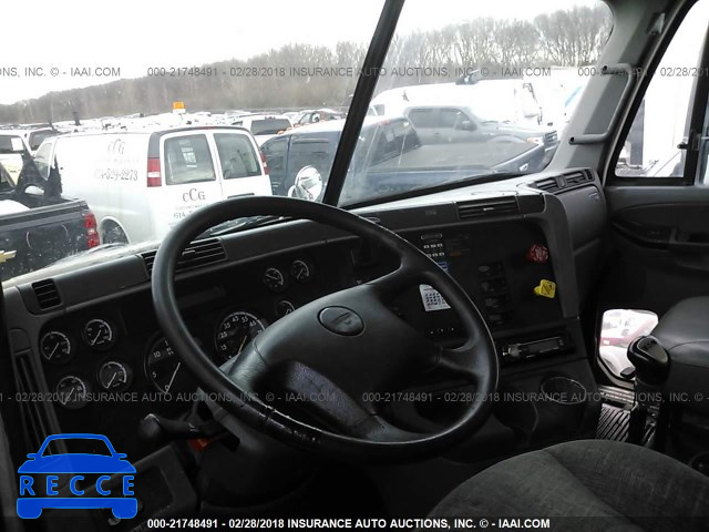 2007 FREIGHTLINER ST120 ST120 1FVJBBCK47LY90474 image 4