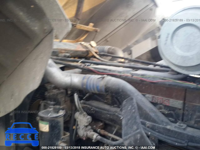 1997 FREIGHTLINER FLD FLD120 1FUYDCYB2VP667352 image 8