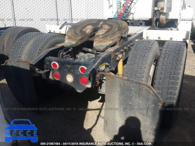 2000 FREIGHTLINER FLD FLD112 1FUW3MCA8YDB96010 image 7