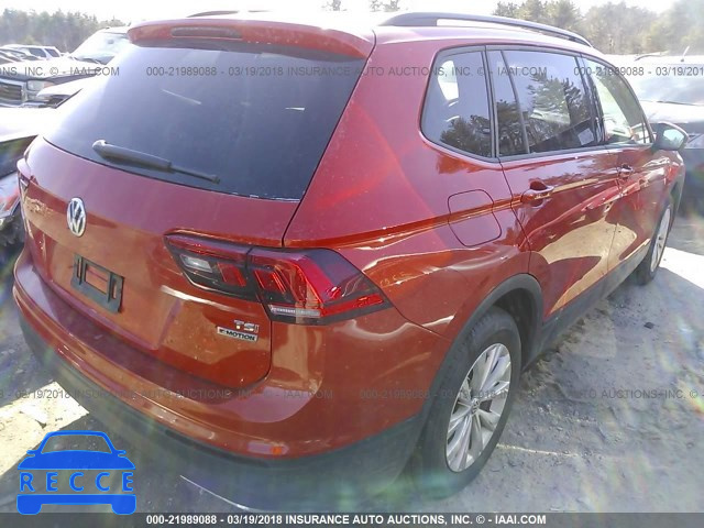 2018 VOLKSWAGEN TIGUAN S 3VV0B7AX6JM042171 зображення 3