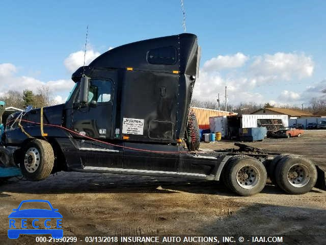 2010 FREIGHTLINER ST120 ST120 1FUJBBDR1ALAP2291 image 2