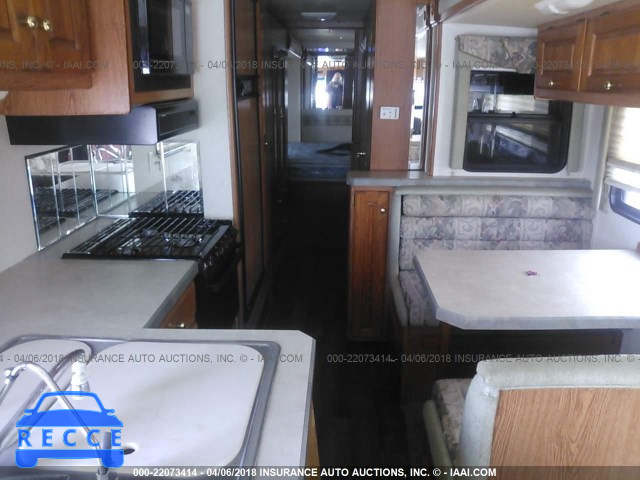 2002 WORKHORSE CUSTOM CHASSIS MOTORHOME CHASSIS W22 5B4MP67G823347943 image 7