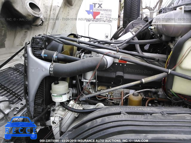 2004 FREIGHTLINER ST120 ST120 1FUJBBCV04PM46995 image 8