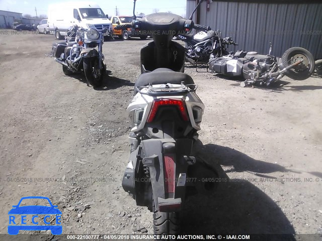 2016 TAO TAO MOPED L9NTEACX8G1300095 image 5