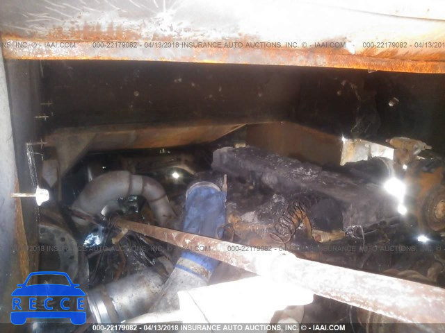 1999 FREIGHTLINER CHASSIS X LINE MOTOR HOME 4UZHXFBC8XCF28708 image 9