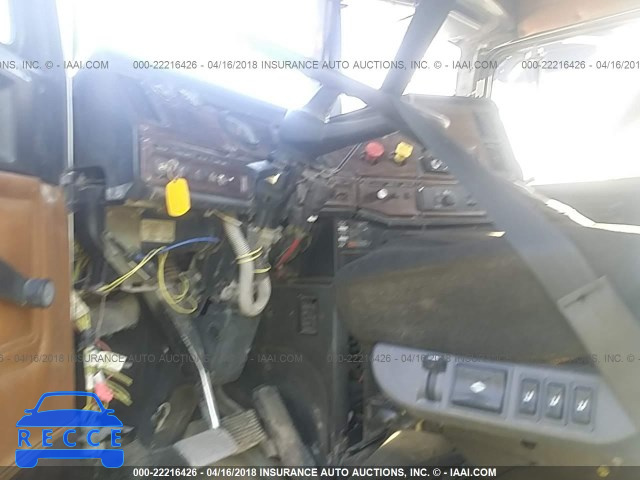 2000 FREIGHTLINER CONVENTIONAL FLD120 1FUYDSEB2YDF07866 image 4