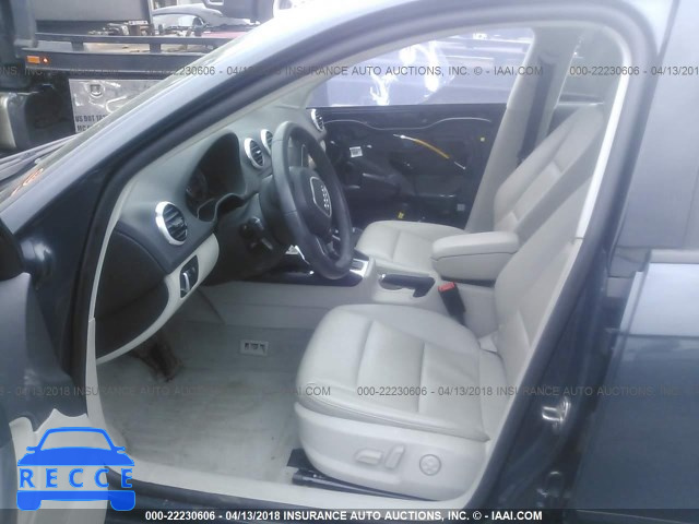 2012 AUDI A3 PREMIUM PLUS WAUMFAFM4CA020215 image 4