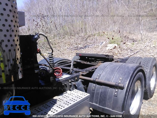 2000 FREIGHTLINER CONVENTIONAL FLD120 1FUPFDZB2YLB70293 image 6