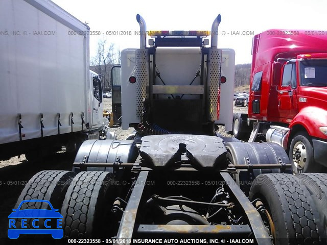2000 FREIGHTLINER CONVENTIONAL FLD120 1FUPFDZB2YLB70293 image 7