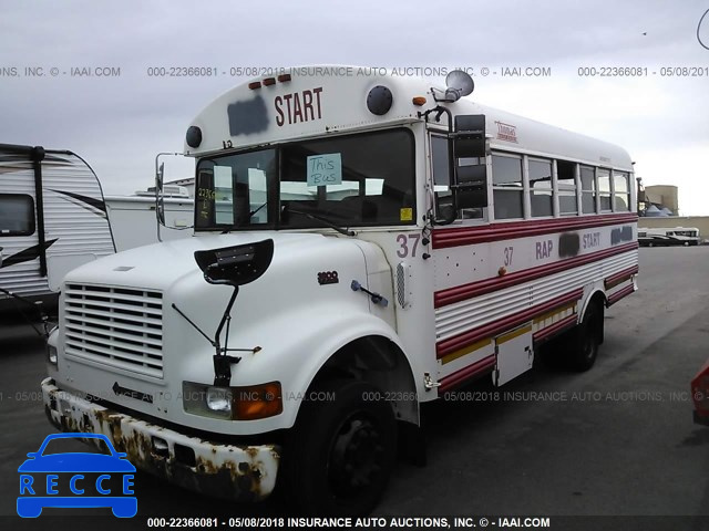 1998 INTERNATIONAL 3000 3800 1HVBBABM2WH626890 Bild 1