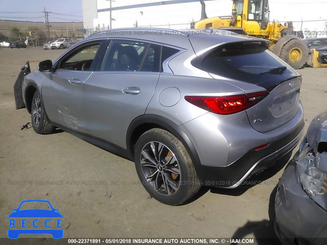 2018 INFINITI QX30 LUXURY/PREMIUM/SPORT SJKCH5CR3JA057444 image 2