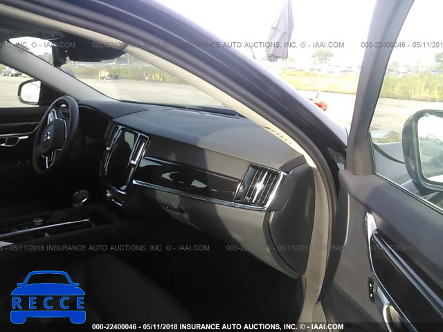 2018 VOLVO S90 T5/MOMENTUM LVY982MK5JP015697 image 4