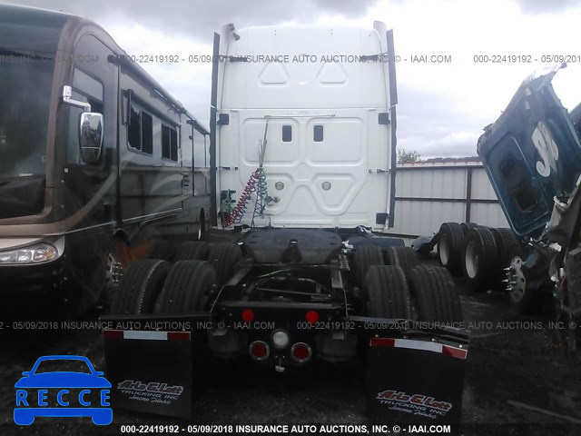 2016 FREIGHTLINER CASCADIA 125 3AKJGLD54GSGZ3249 image 7