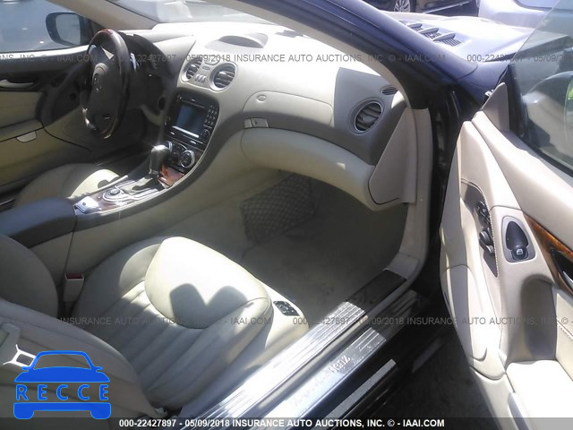 2009 MERCEDES-BENZ SL 550 WDBSK71F69F153988 image 4