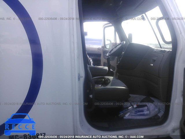 2013 FREIGHTLINER CASCADIA 125 3AKJGLDR2DSFH8515 image 4