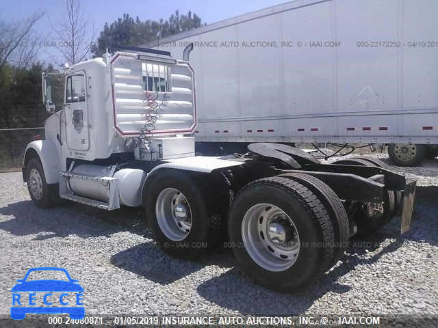 2001 FREIGHTLINER CONVENTIONAL FLD120 1FUJALAS21LH77309 image 2