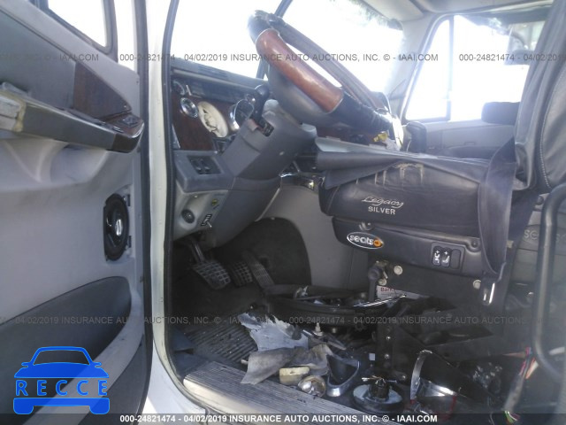 2004 FREIGHTLINER ST120 ST120 1FUJBBCG24LN19681 image 4