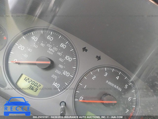 2004 VOLVO V40 1.9T YV1VW27534F081798 image 5